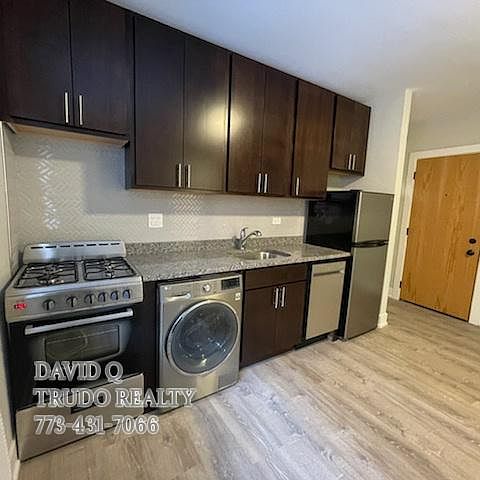 2nd image of 431 W Belden Ave #3