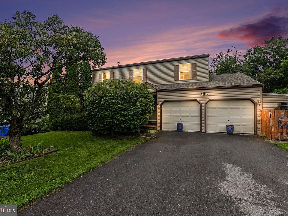 1st image of 434 Hivner Rd