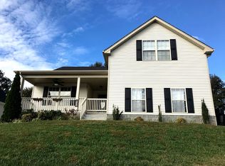 1060 Freedom Dr, Clarksville, TN 37042