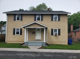 221 Fletcher St, Front Royal, VA