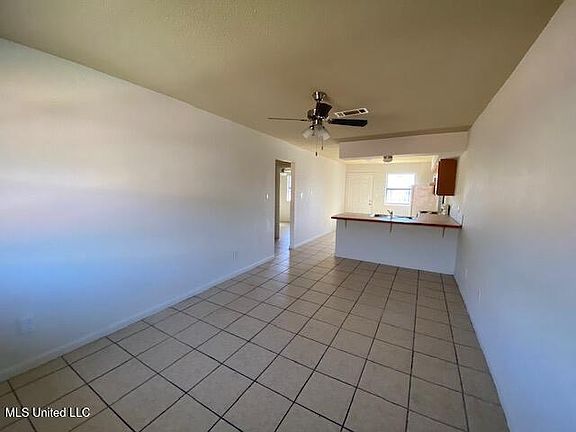 2nd image of 4605 Michigan Ave #A2