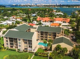 845 Benjamin Franklin Dr UNIT 104, Sarasota, FL 34236
