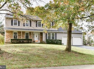 3 Halley Dr, Robbinsville, NJ 08691