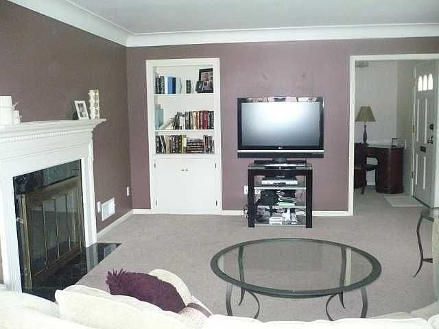 2nd image of 2664 Eastvale Ave