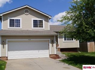 17030 Sahler St, Omaha, NE 68116