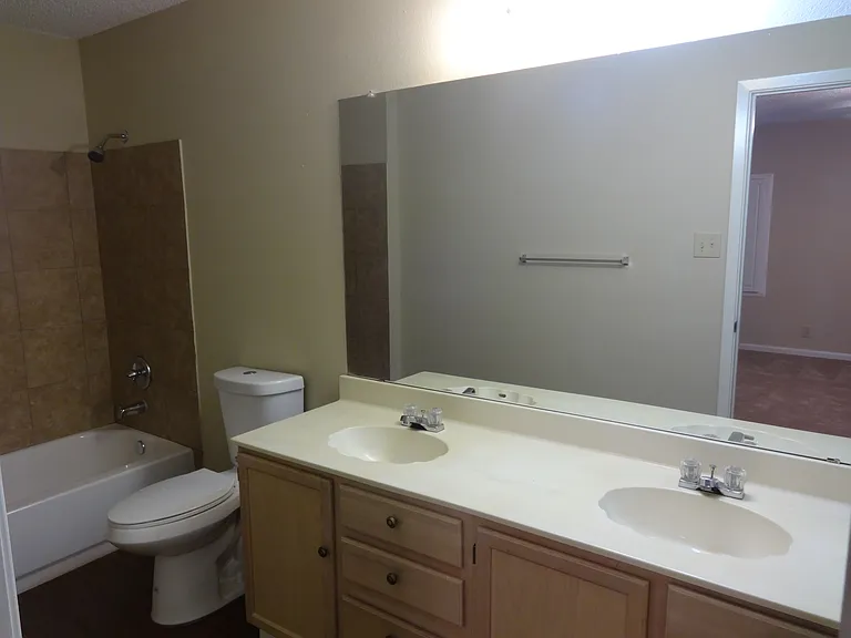 4803 Fern Lake — Photo 8