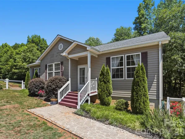 412 Lewis Rd, Rutherfordton, NC 28139