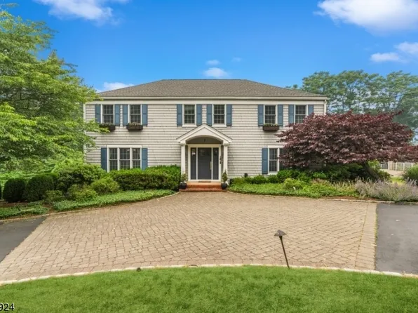 9 Chadwick Rd, Livingston Twp., NJ 07039