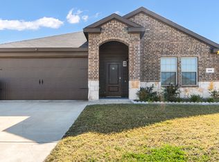 414 Wagon Wheel Dr, Royse City, TX 75189