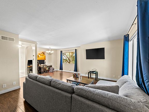 2nd image of 211 Green Heath Pl