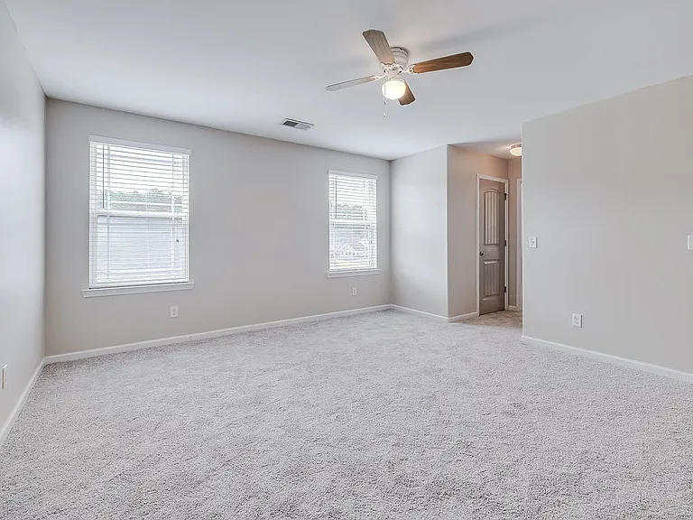 58 Spring Lakes Cir — Photo 24