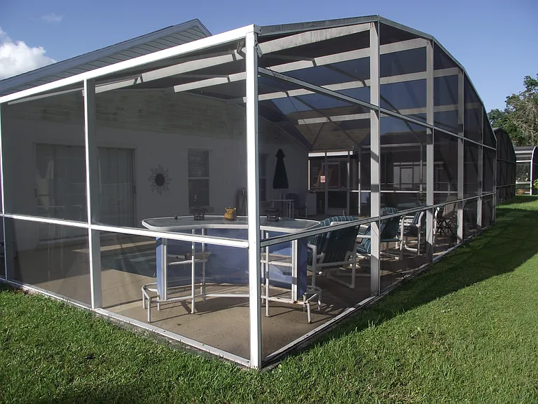 2503 Chatham Cir — Photo 2