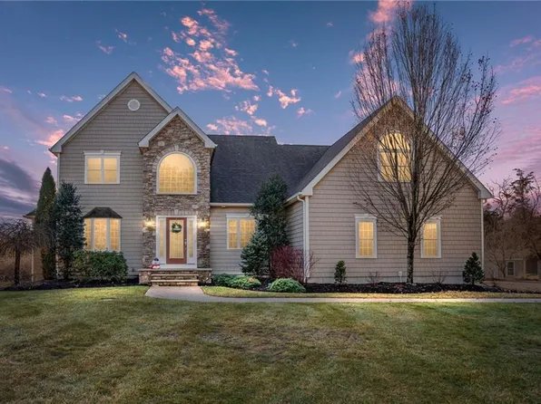 78 Mikayla Ann Dr, Rehoboth, MA 02769