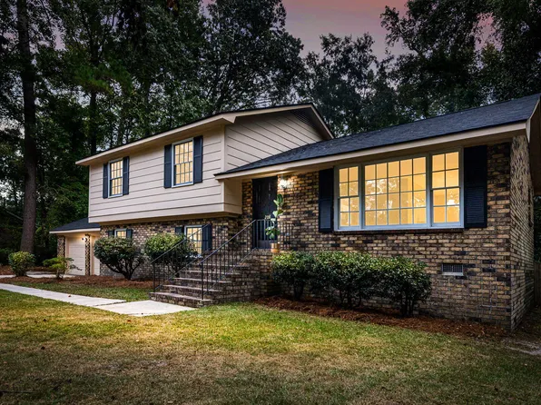 208 Foxcroft Ln, Summerville, SC 29485