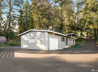 16624 Simonds Rd NE, Kenmore, WA 98028