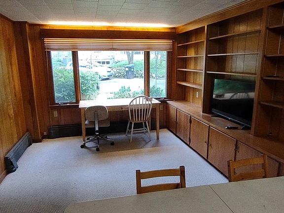 4th image of 222 Woodland Dr