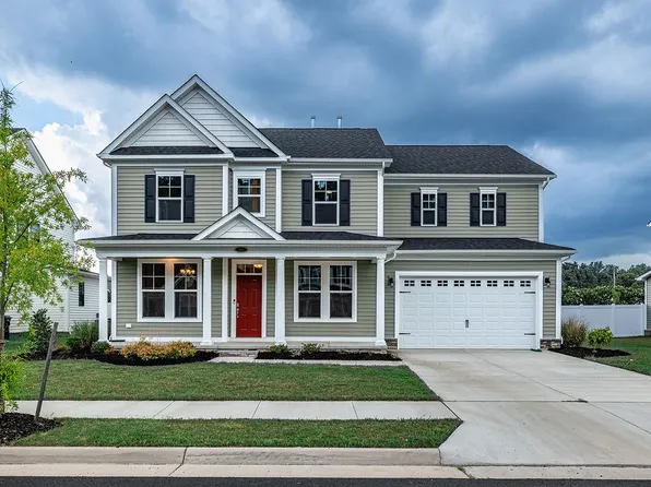 106 Zuella Ct, Suffolk, VA 23435