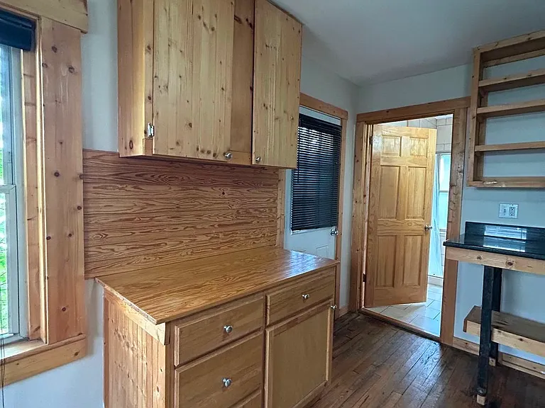 2809 Monroe Ave — Photo 14