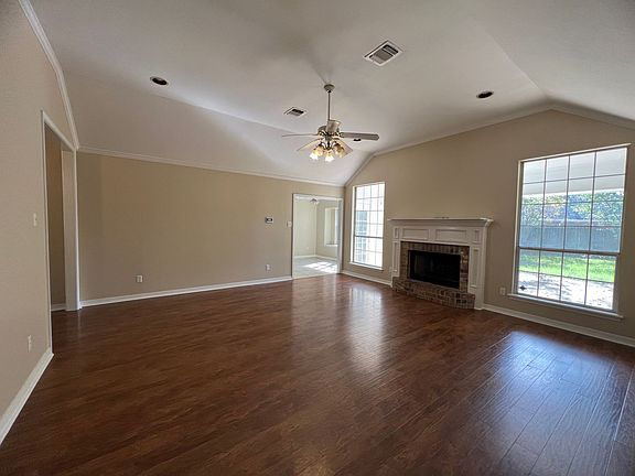 5th image of 6016 Ellington Way