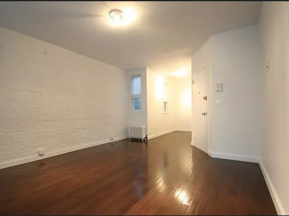 232 East 77th Street image 3 of 7