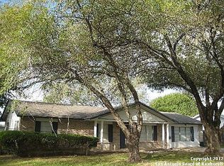 413 Willow Dr, Converse, TX 78109