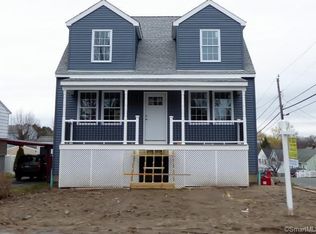 63 Bradley Ave, Waterbury, CT 06701