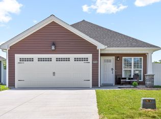 107 Seattle Slew Ct, Hopkinsville, KY 42240