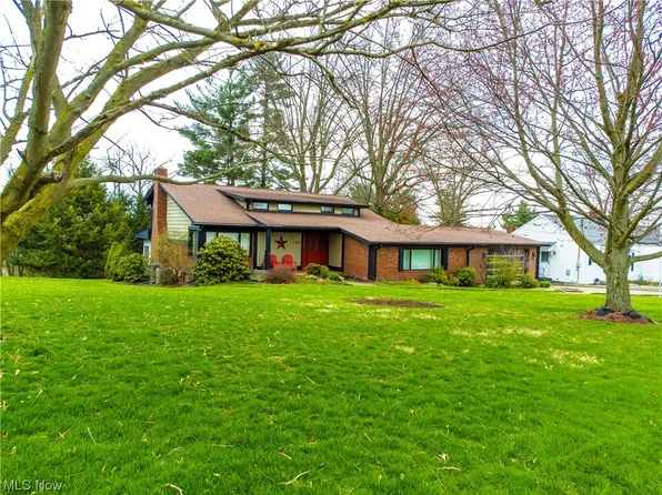 107 Walnut Ave, Saint Clairsville, OH 43950