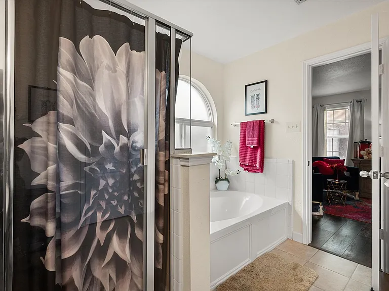 1315 Foster St — Photo 22
