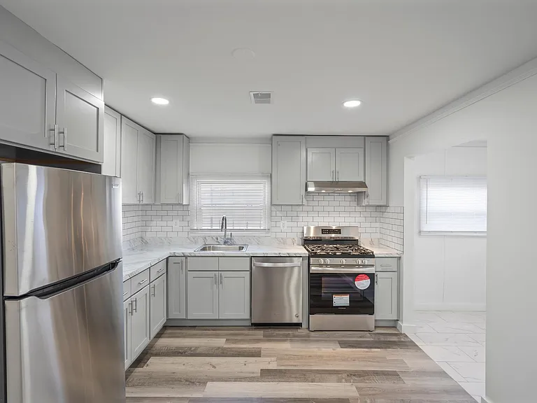 1741 E Woodward Heights Blvd #2 — Photo 4