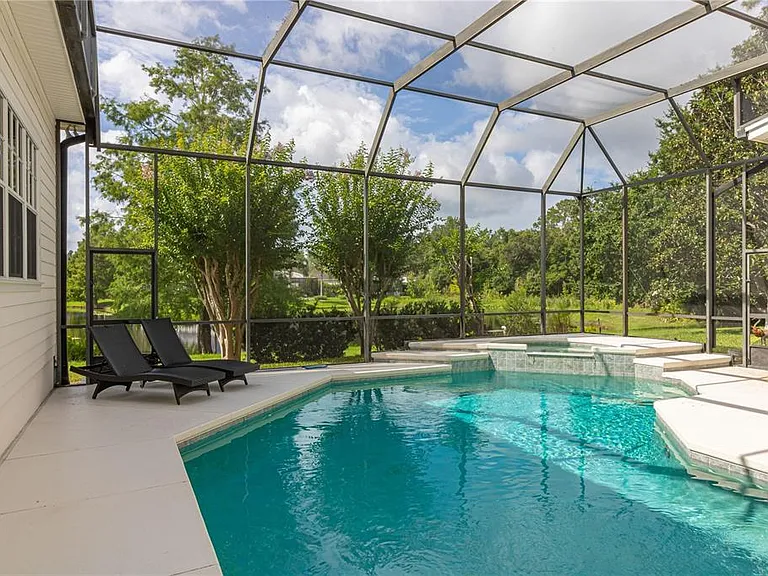 216 Eastpark Dr — Photo 59