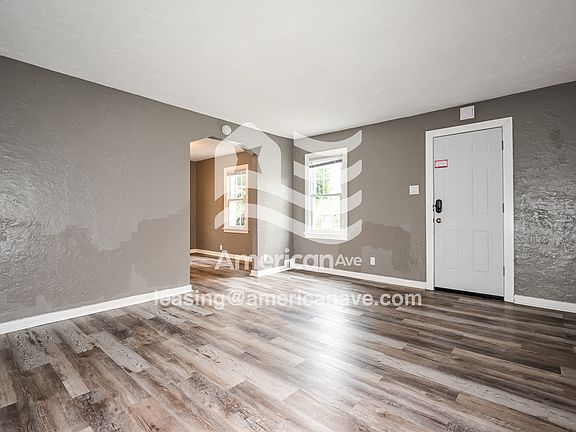 4-Living Room