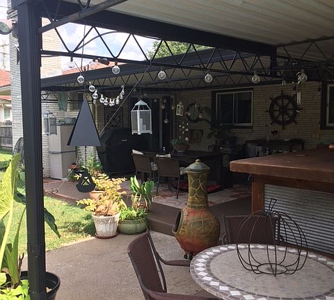 Entertainment Bar with Patio