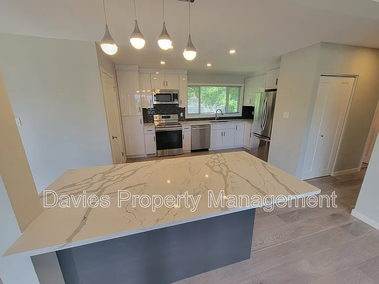 8510 152nd St NW #MAIN — Photo 6