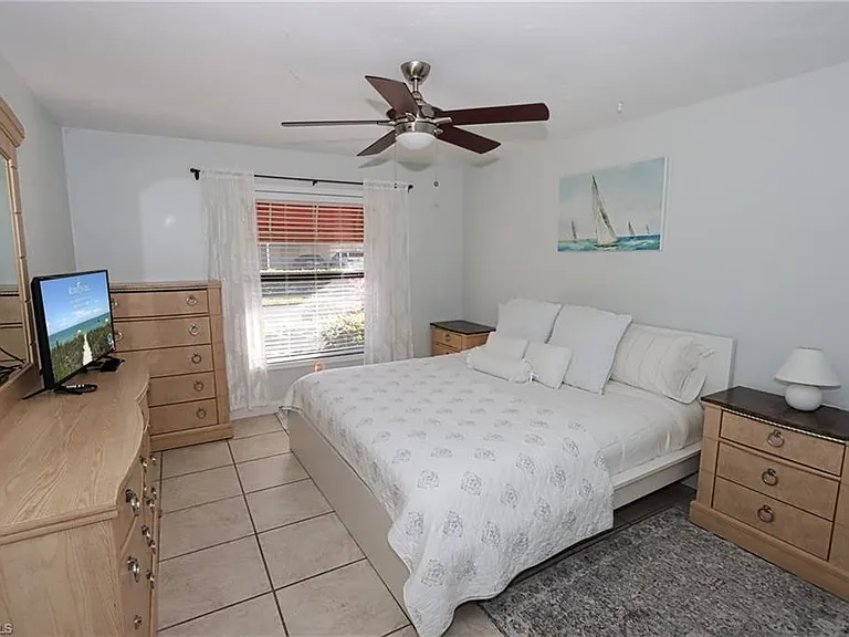 10805 Queen Anne Ln #203 — Photo 15