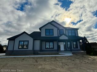 3117 Roma Ct, Wixom, MI 48393
