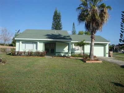 927 SE 19th St, Cape Coral, FL, 33990