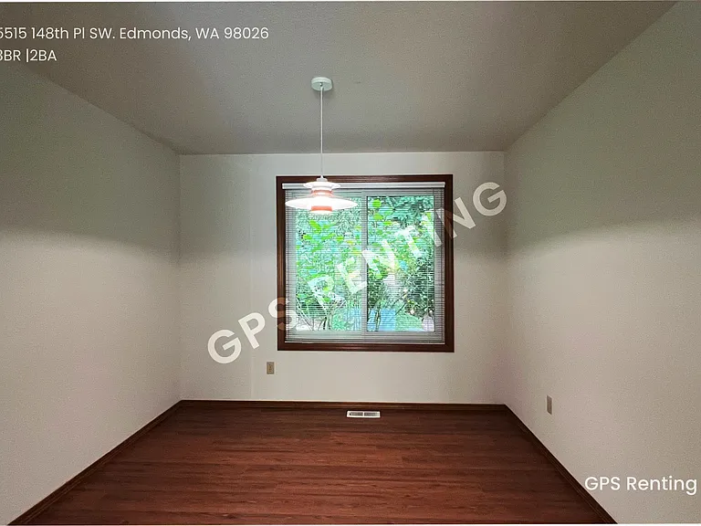 5515 148th Pl SW — Photo 5