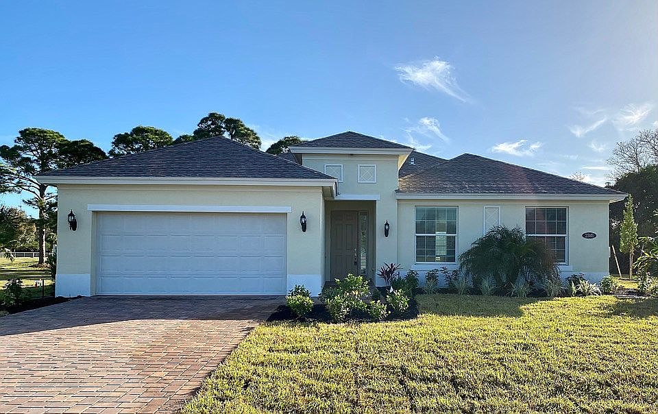 2nd image of 2341 SE Gowin Dr