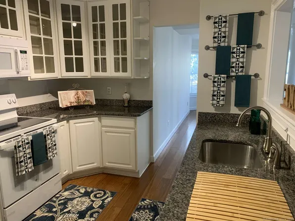 75 Redwood Drive #1103, East Haven, CT 06513