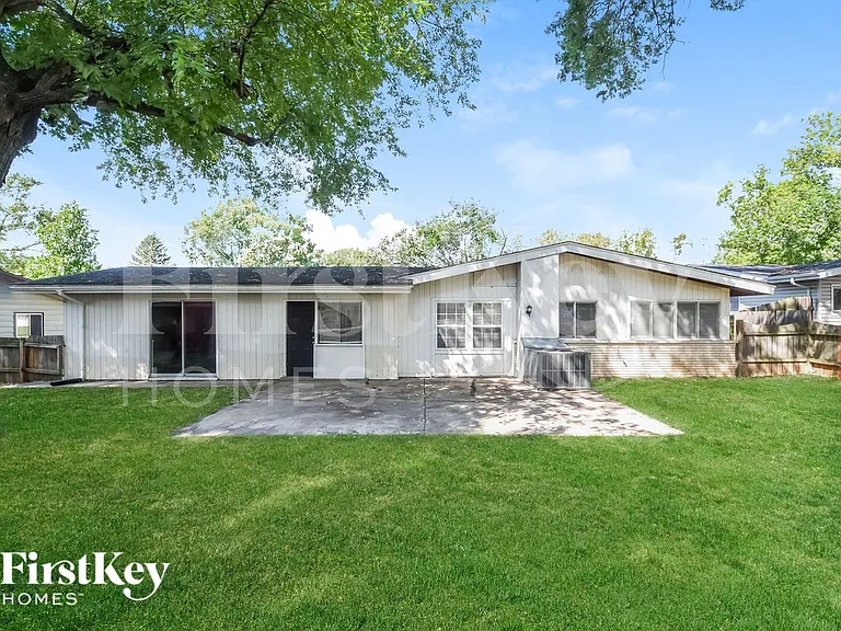 440 Durwood Dr — Photo 14