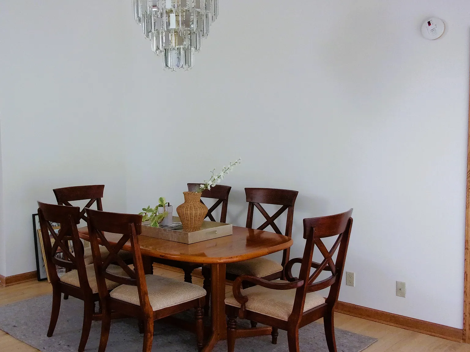 Quogue Fall 2025 3 Brs 1 Level Views! Off Season — Photo 3