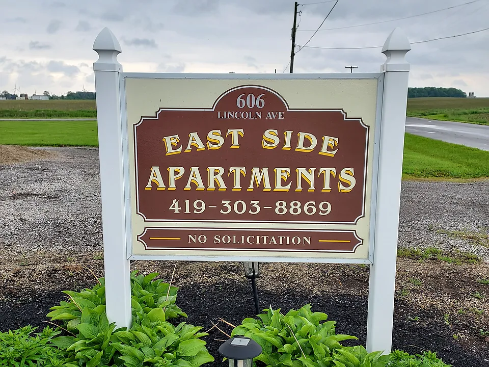 606 E Lincoln Ave #13
