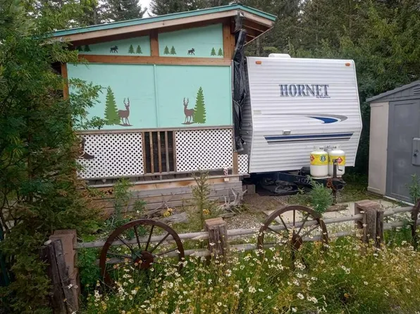 200 N 4th Ave SW #212, Sundre, AB T0M 1X0