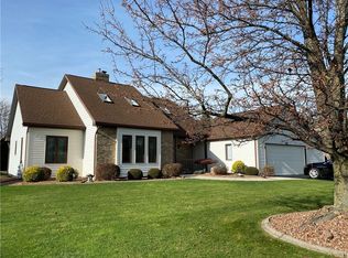 163 Silver Fox Cir, Rochester, NY 14612