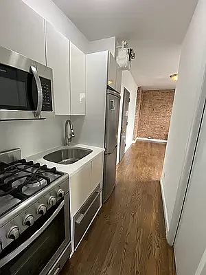 Rented by REAL New York | media 6