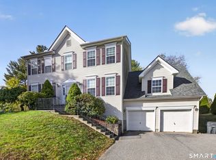 25 Auburn Way, Torrington, CT 06790