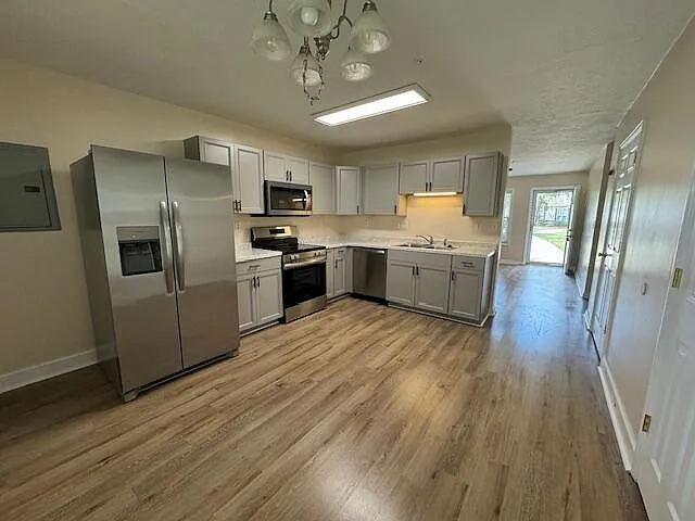 550 Date Palm Cir — Photo 19