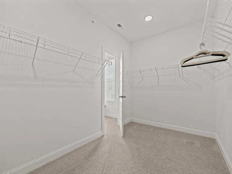 1233 S Blount St #201 — Photo 17