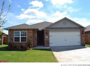 8658 E 127th St, Bixby, OK 74008